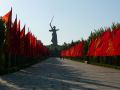 V�o�l�g�o�g�r�a�d�,� �s�t�a�t�u�e� �d�e� �8�0� �m��t�r�e�s� �d�e� �h�a�u�t�.���
Date: 2008:05:05 17:25:04